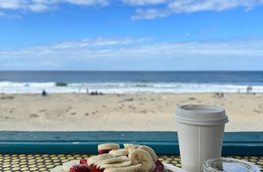 Woody’s: A Culinary Gem Among Pacific Beach Restaurants